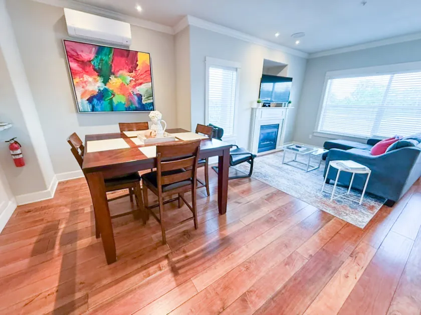 Stunning Portland Condo | Parking, River & Dining - Image 1