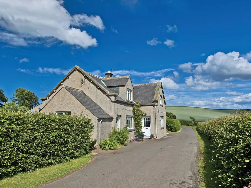 Foulden Hill Farm Cottage - Image 1