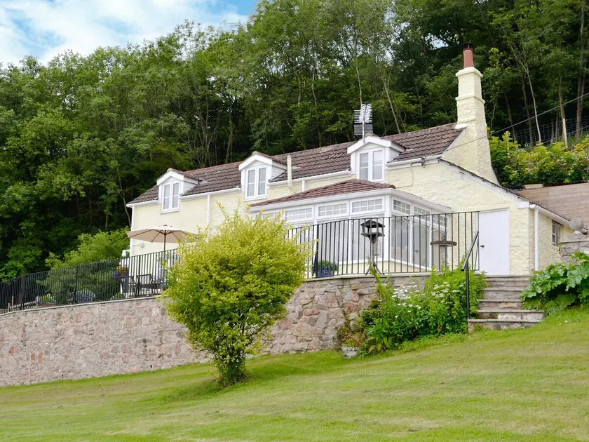 Thornhill - Image 1