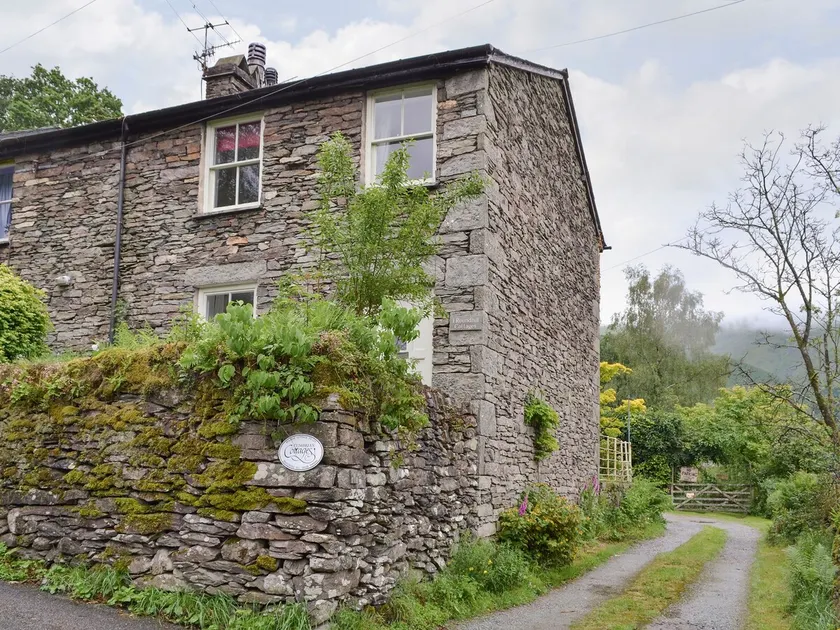 Roundhill Cottages 1 - Image 1