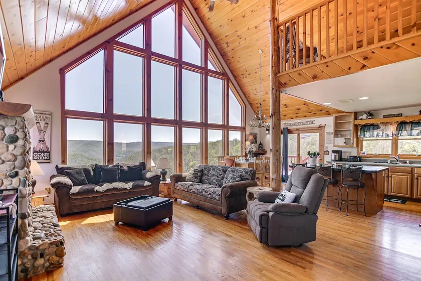West Virginia Cabin Near Snowshoe Mountain Resort - Image 1