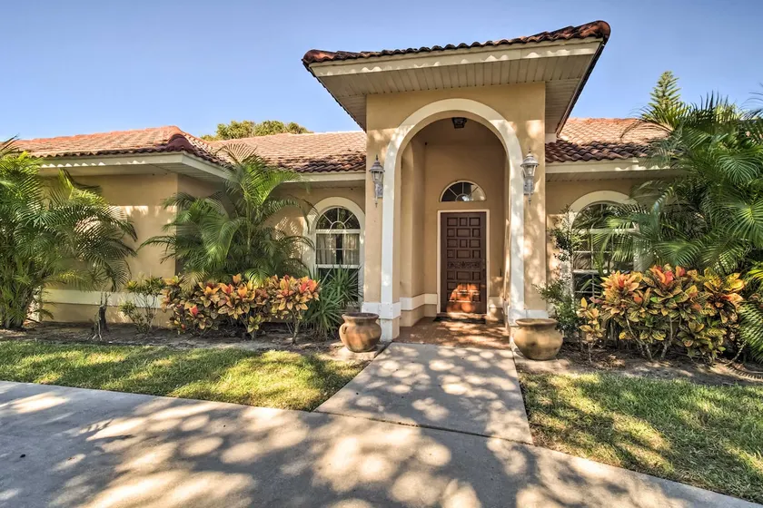 Pet-Friendly Home in Vero Beach, 1 Mi to Beach! - Image 1