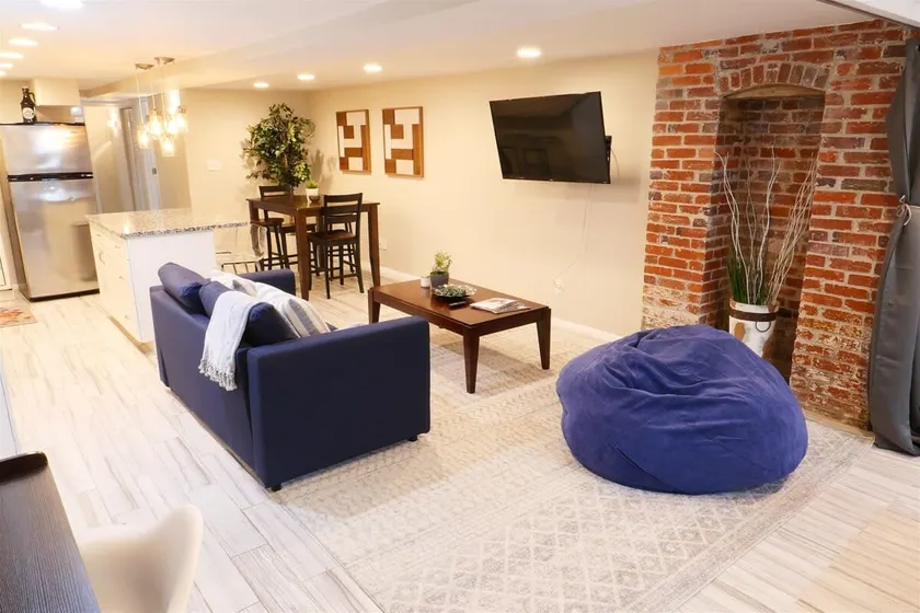 Exclusive Apt in Shaw - Image 1