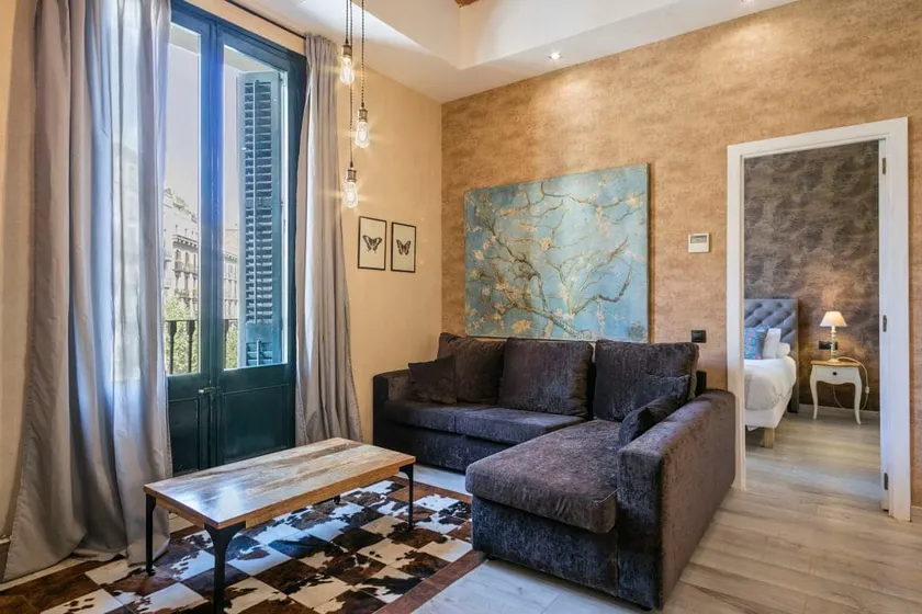 Sweett | Midtown Gaudi - Image 1