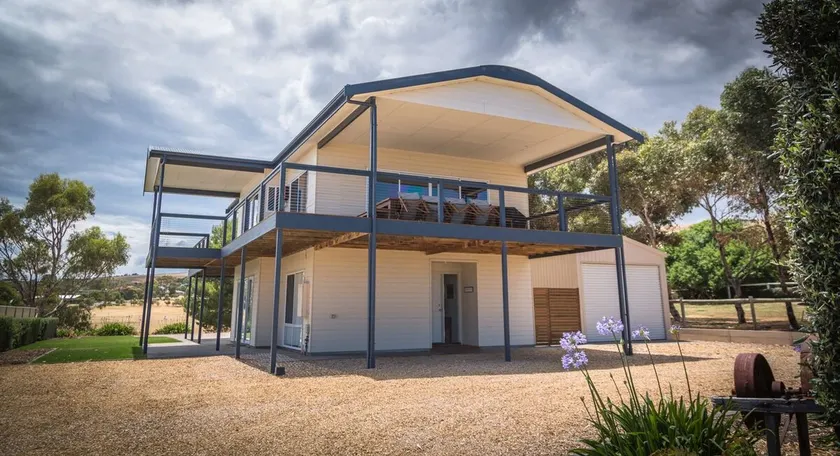 Shearers Rest 5 Davey Road - Image 1