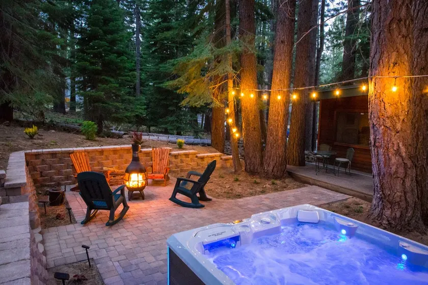 Cozy Cabin home - Image 1