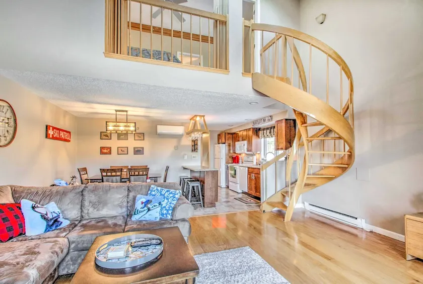 NY! Ski Condo w / Pool-Mins till Story Land + Attitash! - Image 1