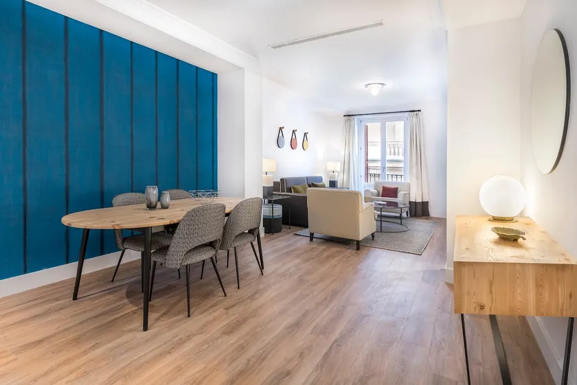 Deluxe 2 Bedroom Apartment - Madrid Cortes - Image 1