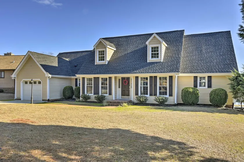 Carolina Lakes Family Home w/ Pool, Kayaks & Dock! - Image 1
