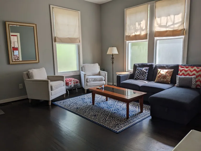 Trinity Park Retreat - Image 1