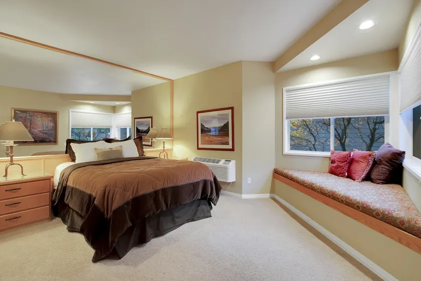 RR316B-Mt Bachelor Private Suite-Resort Amenities - Image 1
