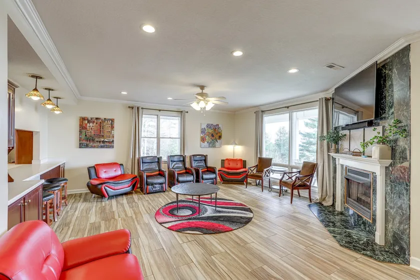 Fire Pit and Game Room Marshall Getaway with Views - Image 1