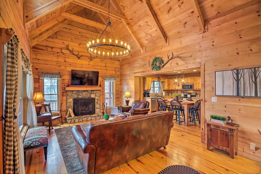 Waynesville Escape - Mtn Cabin Above the Clouds! - Image 1