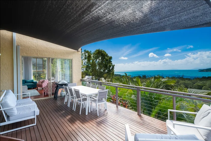 The Power House Airlie Beach - Image 1