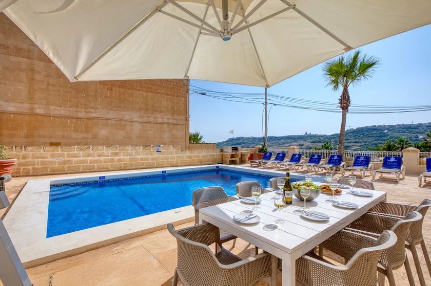 Hgieri Holiday Home - Image 1