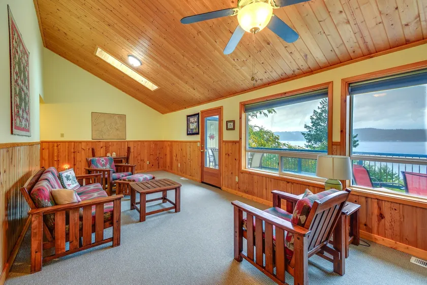 Tahuya Cabin: Hood Canal + Olympic Mountain Views! - Image 1