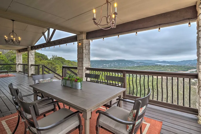 Deck & Lake Travis Views: Hill Country Hideaway! - Image 1