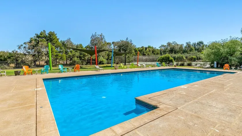 Resort Haven - Image 1