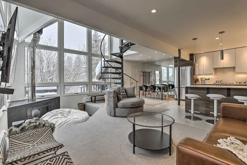 Vail Condo w/ Mtn-view Deck - Steps to Ski Shuttle - Image 1