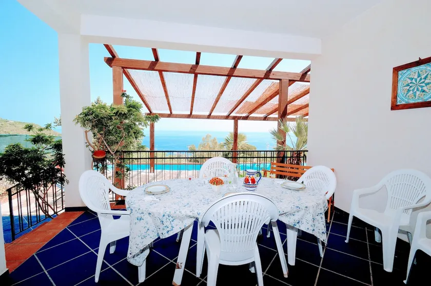 Villa Calamazzo - Image 1