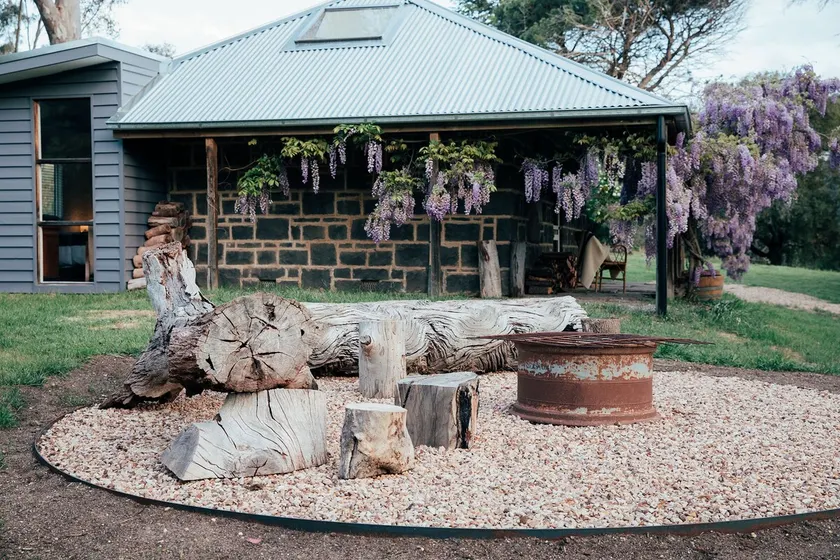 Ellerslie - Romantic Stone Cottage, Barfold - Image 1