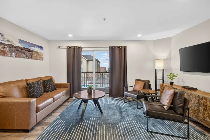 4-G Ancient Art Redcliff Condo (2nd Flr/Pool Side) - Image 1