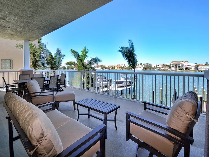 Sandpiper's Cove 203 Luxury Waterfront 3 Bedroom 2 Bath Condo 23130 - Image 1
