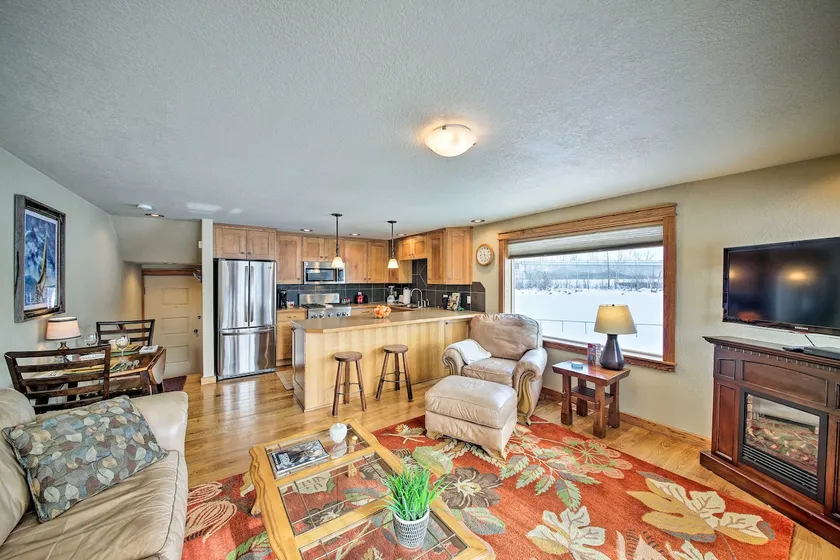 Lake Pend Oreille Condo w/ Porch & Mountain View! - Image 1