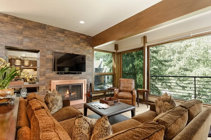Durant Condominiums C6 | Condo Near the Gondola - Image 1