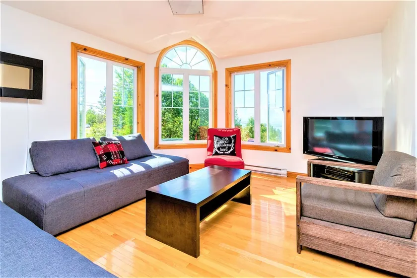 Charlevoix 4br Cottage Hot Tub & Game Room 12 - Image 1