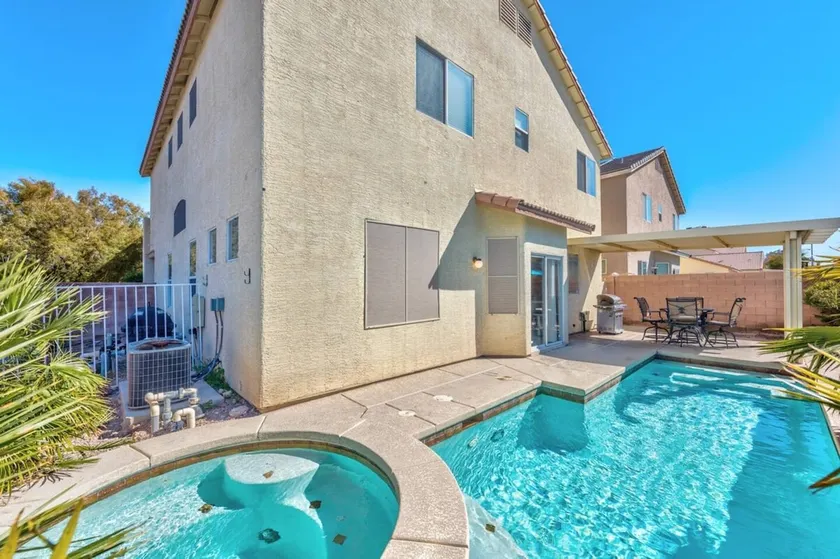 777Rentals - 4BRs/3BA - Wet and Wild Convenience - Image 1