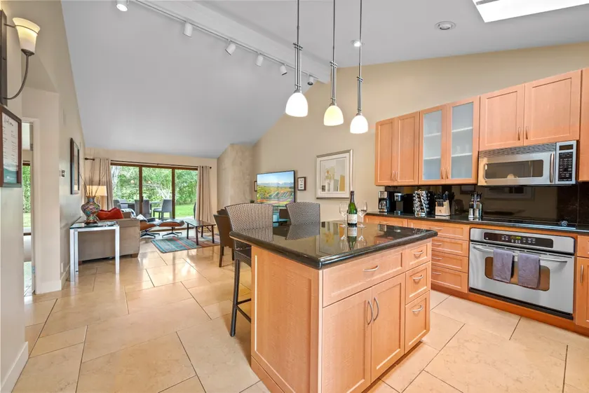 NY LISTE Fairways Condo Silverado Golf & Country - Image 1