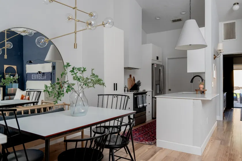 Stylish w firepit, close to UF & central, pets ok! - Image 1