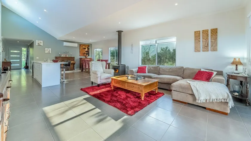 37 Barramundi Ave, Smiths Beach - Image 1