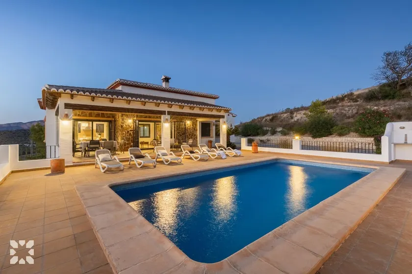 Villa Sapphire by Abahana Villas - Image 1