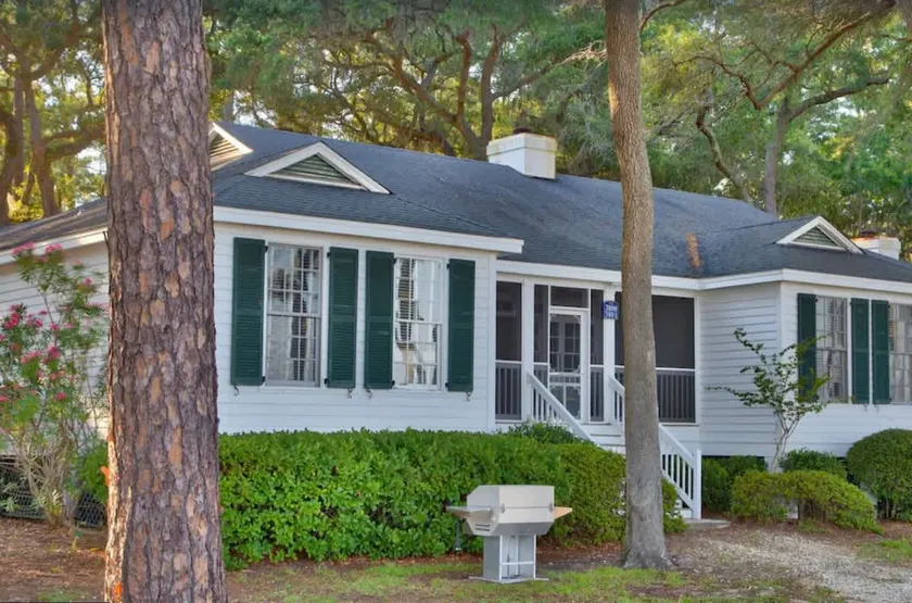 DAUFUSKIE SUNRISE COTTAGE!  Ocean Front, Wagen, Pool - Image 1