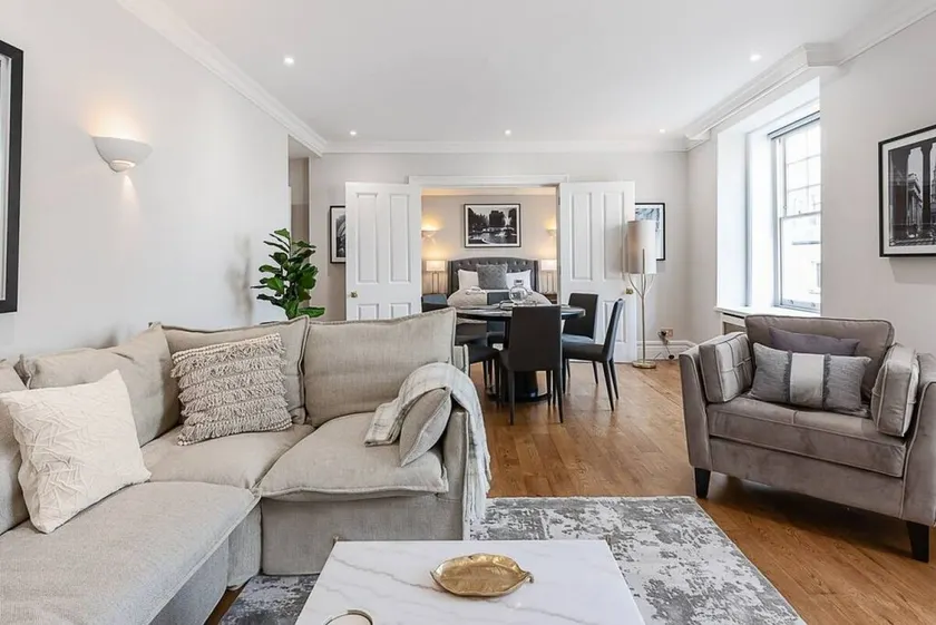Exquisite Wohnung mit Terrasse in Mayfair - Image 1