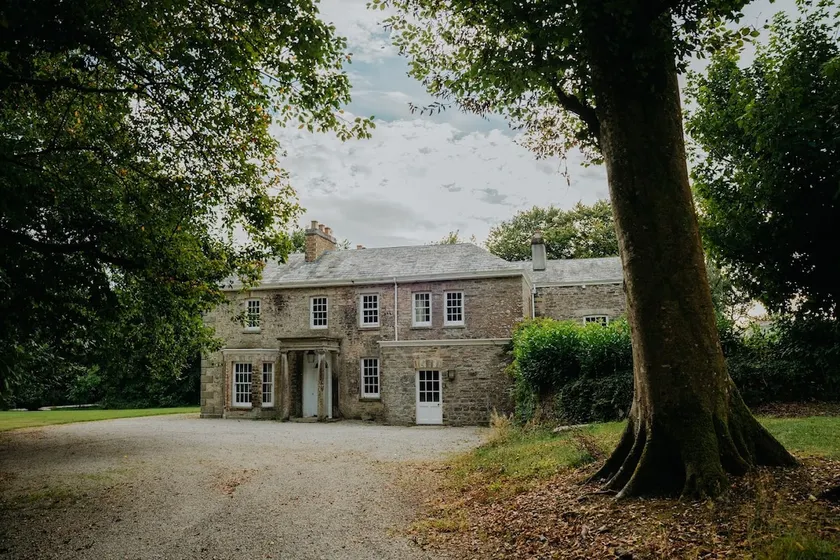 The Manor at Boconnion w/ Pool & Tennis Court - Image 1