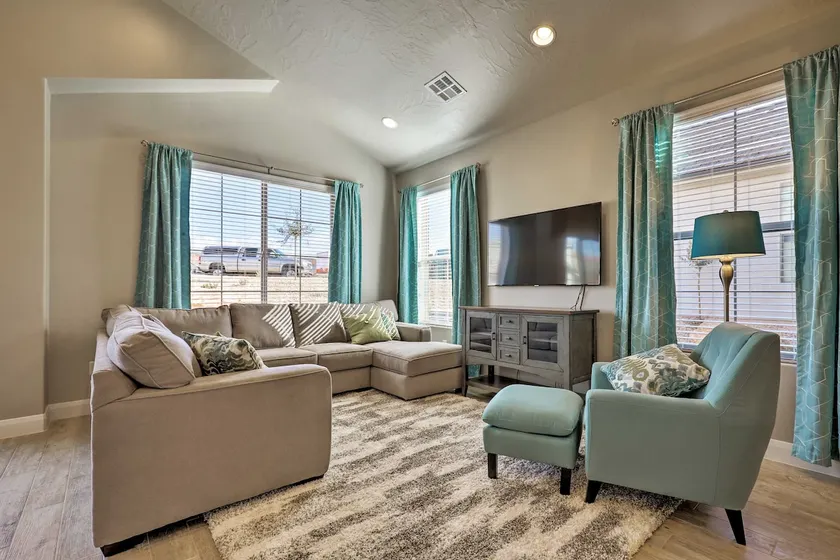 Utah Home w/ Pool Access: Near St George & Zion! - Image 1