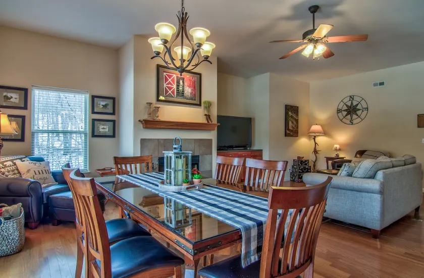C155 \"Geneva Cove Condo\" - Image 1
