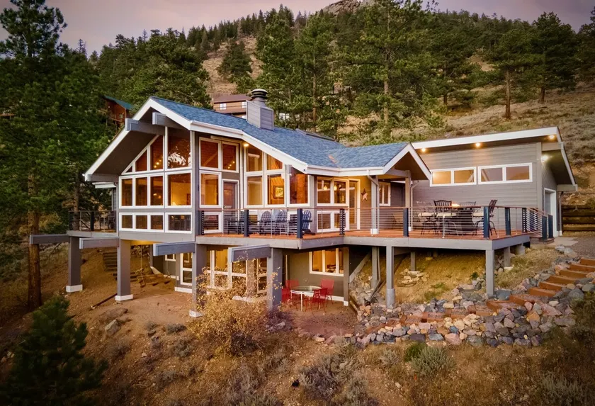 Mountain's Call Vacation Home at Windcliff - Image 1