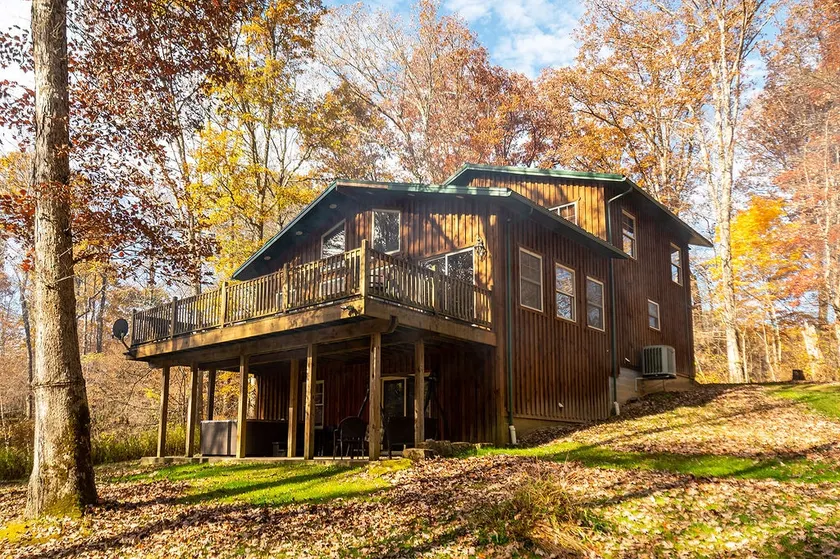 Lodge on Stony Creek - Secluded Cabin Getaway - Image 1