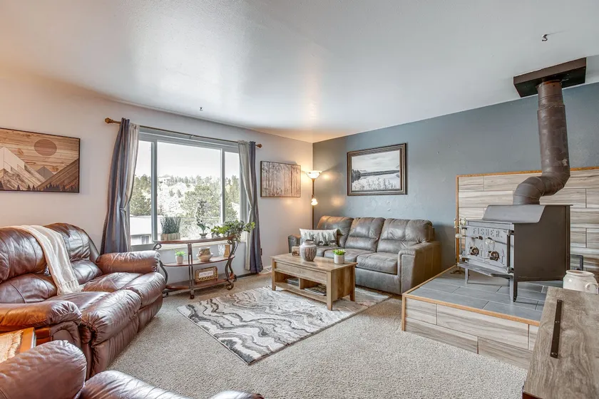Near Red Rocks, Hiking & Skiing: Kittredge Condo! - Image 1