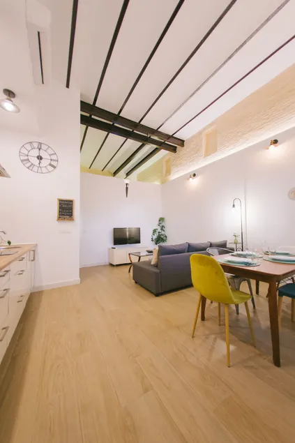 Miraflores 58, Loft Apartment - Image 1