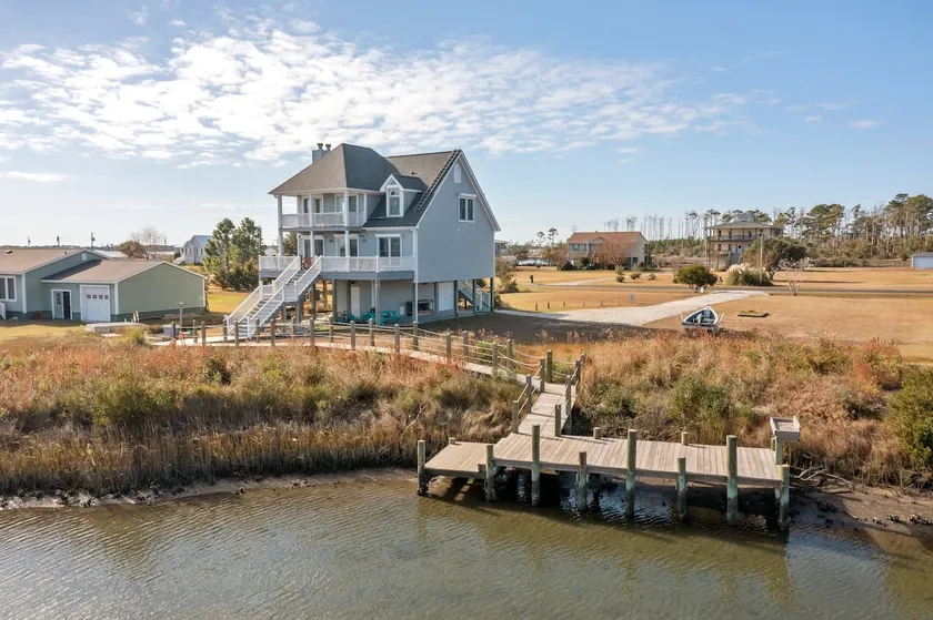 Sound Front Home with Dock (Downeast Retreat) - Image 1