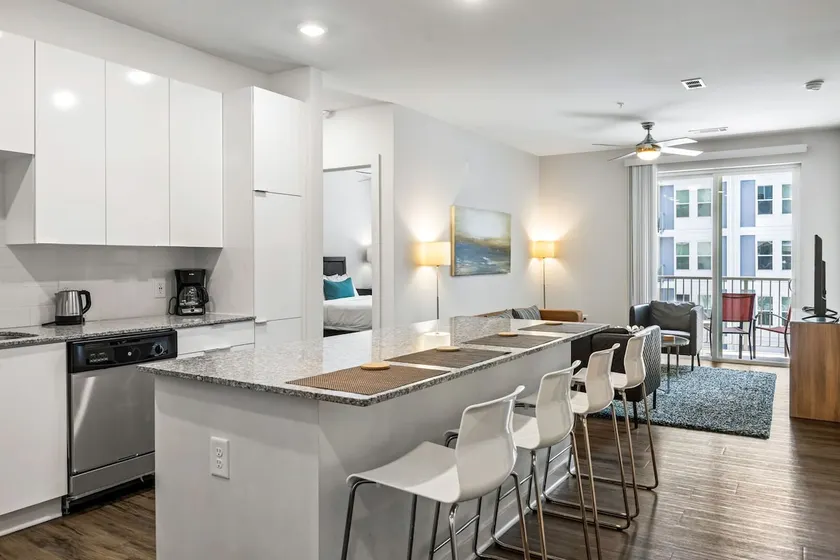 (S2BA) Modern 2-BR, Walkable in Midtown, 1 Block from MARTA - Image 1