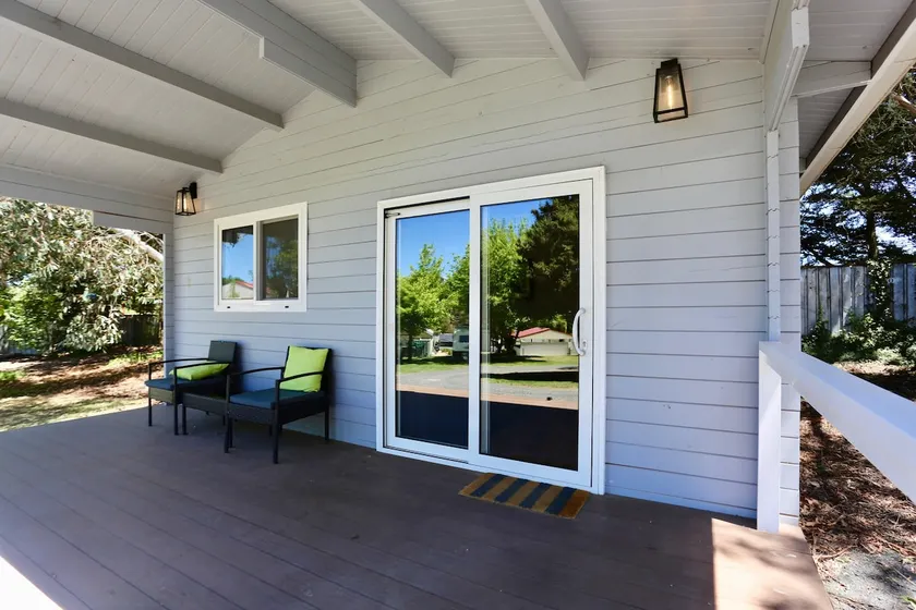 King Studio Cabin - No Pets Allowed - Image 1