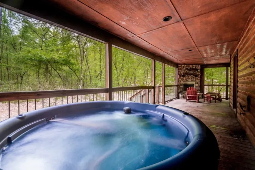 Broken Bow Escape w/ Hot Tub & Basketball Court! - Image 1