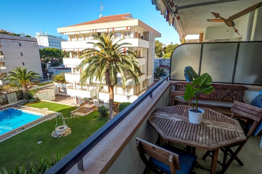 Clarimar Beach Apartment by Hello Homes Sitges - Image 1