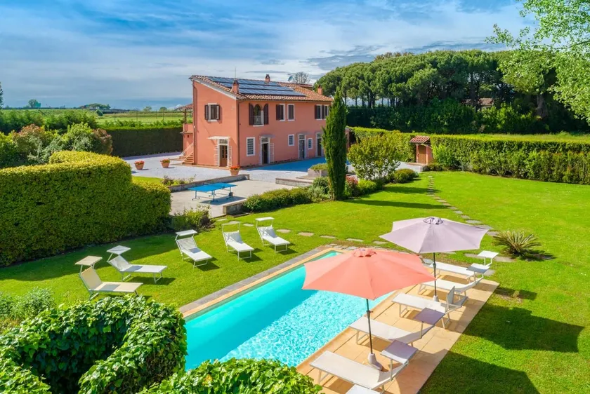 Villa Rossa Large Private Pool WiFi - Image 1